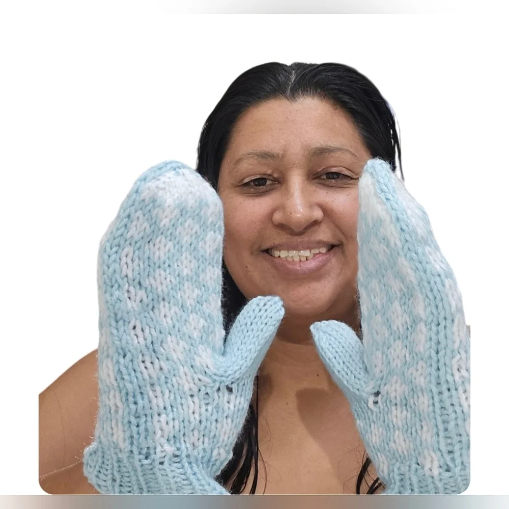 Hand Crafted Crochet Mittens Heart Design Ribbed Trim One-of-a-Kind Blue White